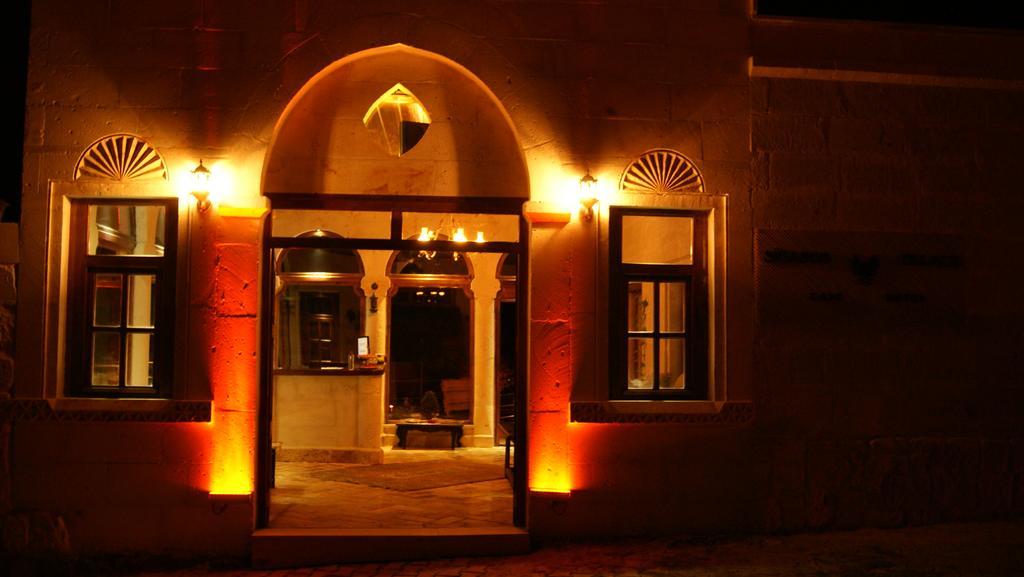 Sinasos Palace Cave Hotel Ürgüp Exterior foto